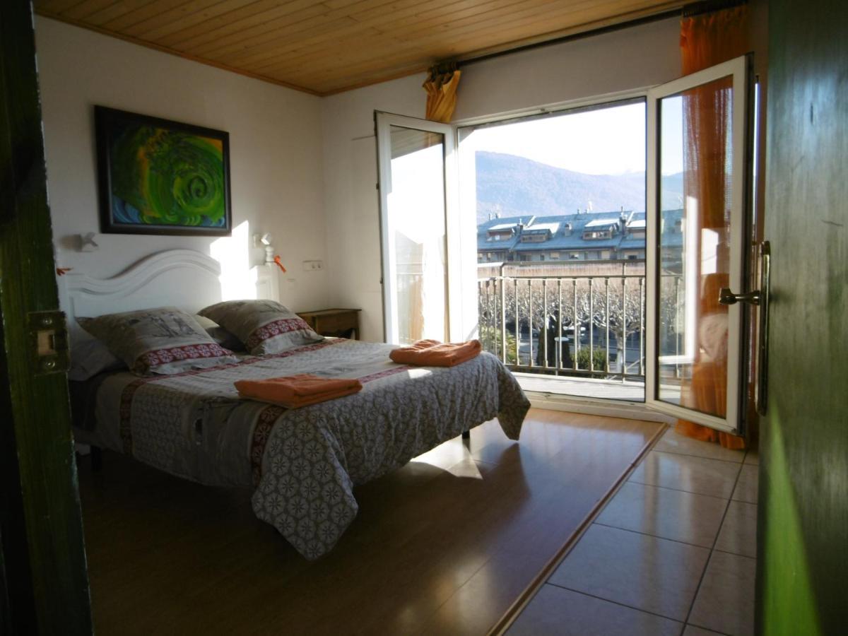 Apartament Ap-Art La Seu d'Urgell Zewnętrze zdjęcie